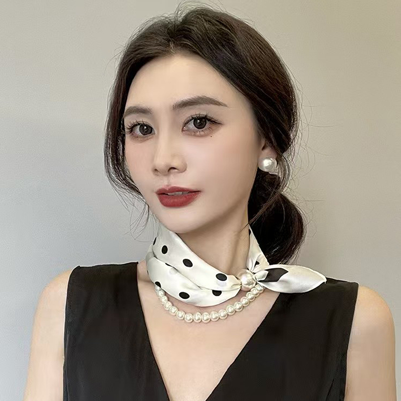 Satin Neck Scarf with Pearls C - đánh giá và giá Travel Accessories Aesthetic