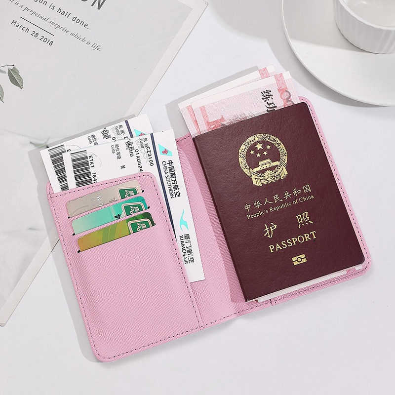 Hello Kitty Women Passport Cov - đánh giá và giá Travel Accessories India